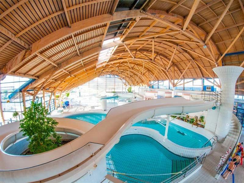 T3 Spacieux Avec Vue Sur L'etang De Thau Au 1er Etage D'une - Entree Independante * Sete